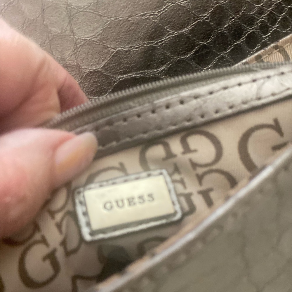 Guess Snakeskin Embossed Patterned Silver Tone Cl… - image 6